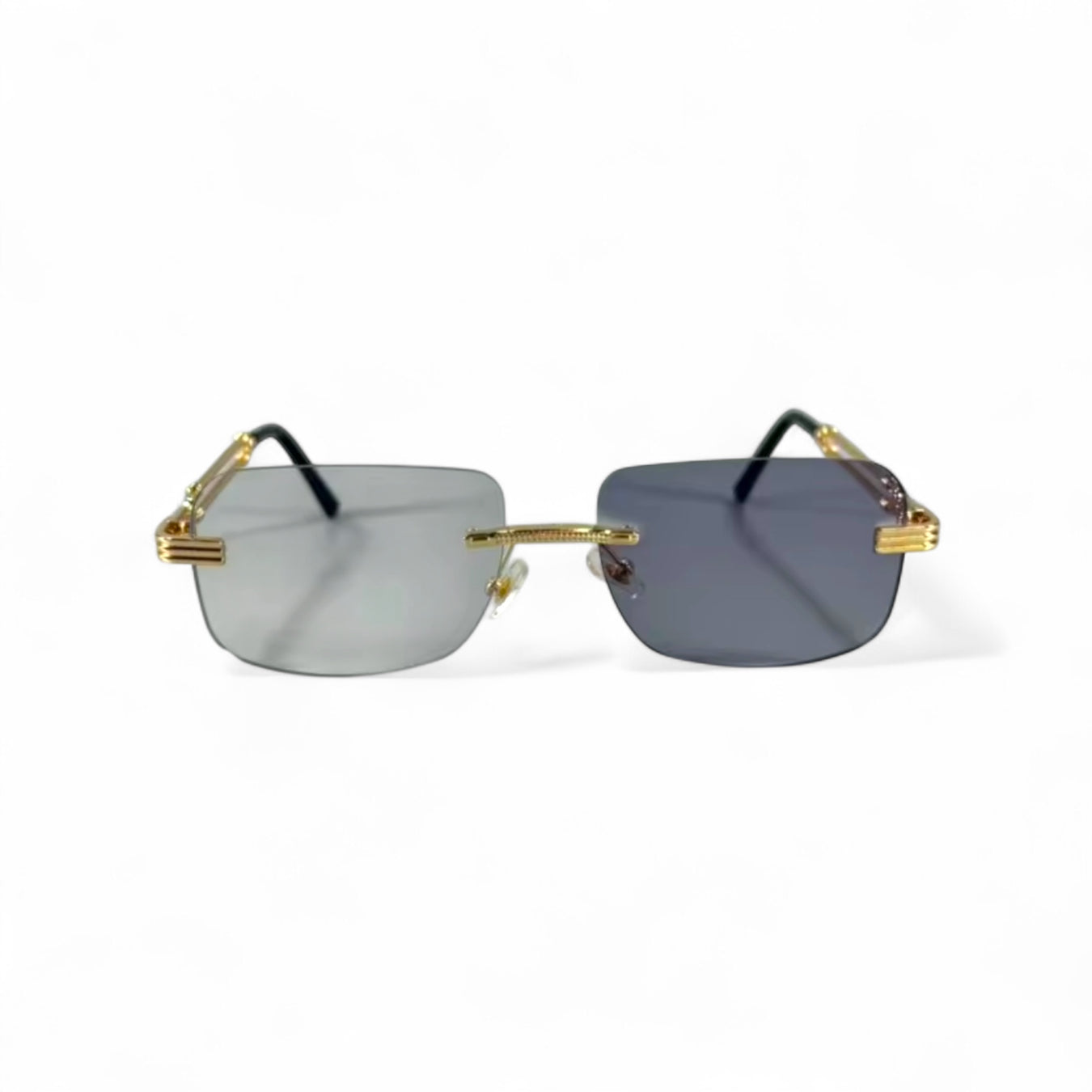 PHOTOCHROMIC
